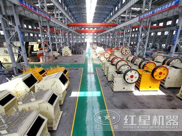 半岛集团公司锤式破碎机厂家